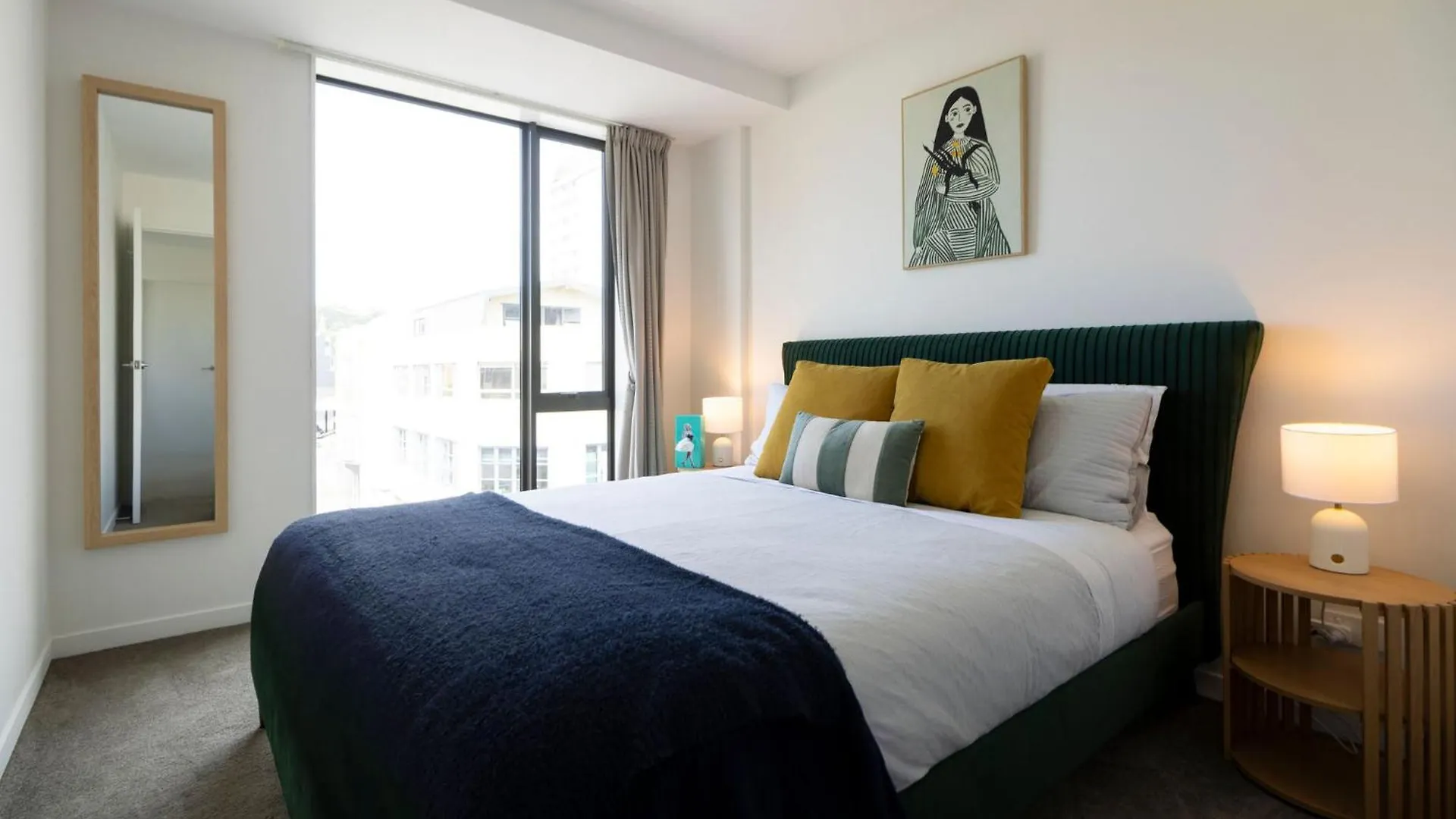 Comfort Meets Flexibility In This 2-4-1 Deal Wellington 0*,  Neuseeland