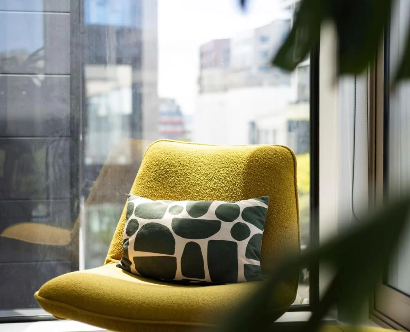 Apartment Comfort Meets Flexibility In This 2-4-1 Deal Wellington